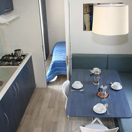Happy Camp Mobile Homes In Villaggio Internazionale Campsite San Menaio