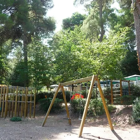 Campsite Happy Camp Mobile Homes In Villaggio Internazionale San Menaio